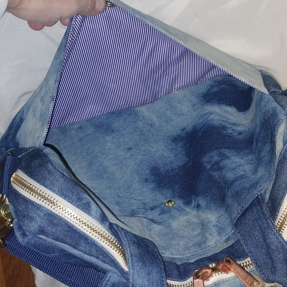 Hershel blue denim laptop case. - Picture 8 of 16